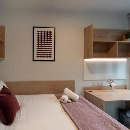 Aparthotel Queen Street Place Galway