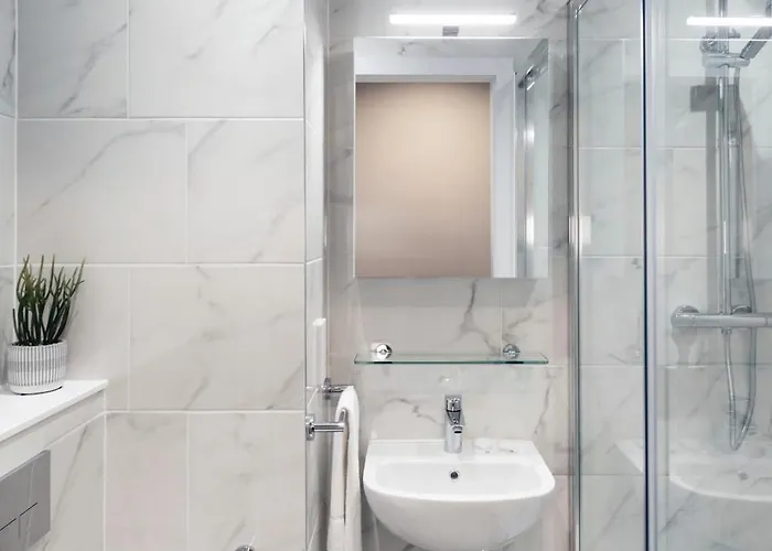 Queen Street Place * Galway