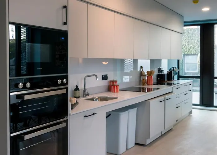 Queen Street Place Hotell