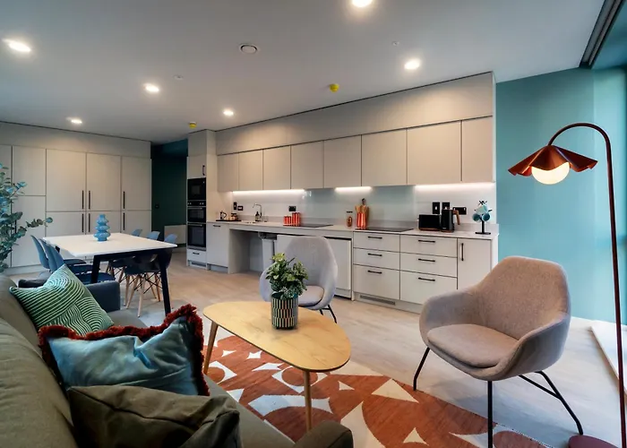 Queen Street Place * Galway